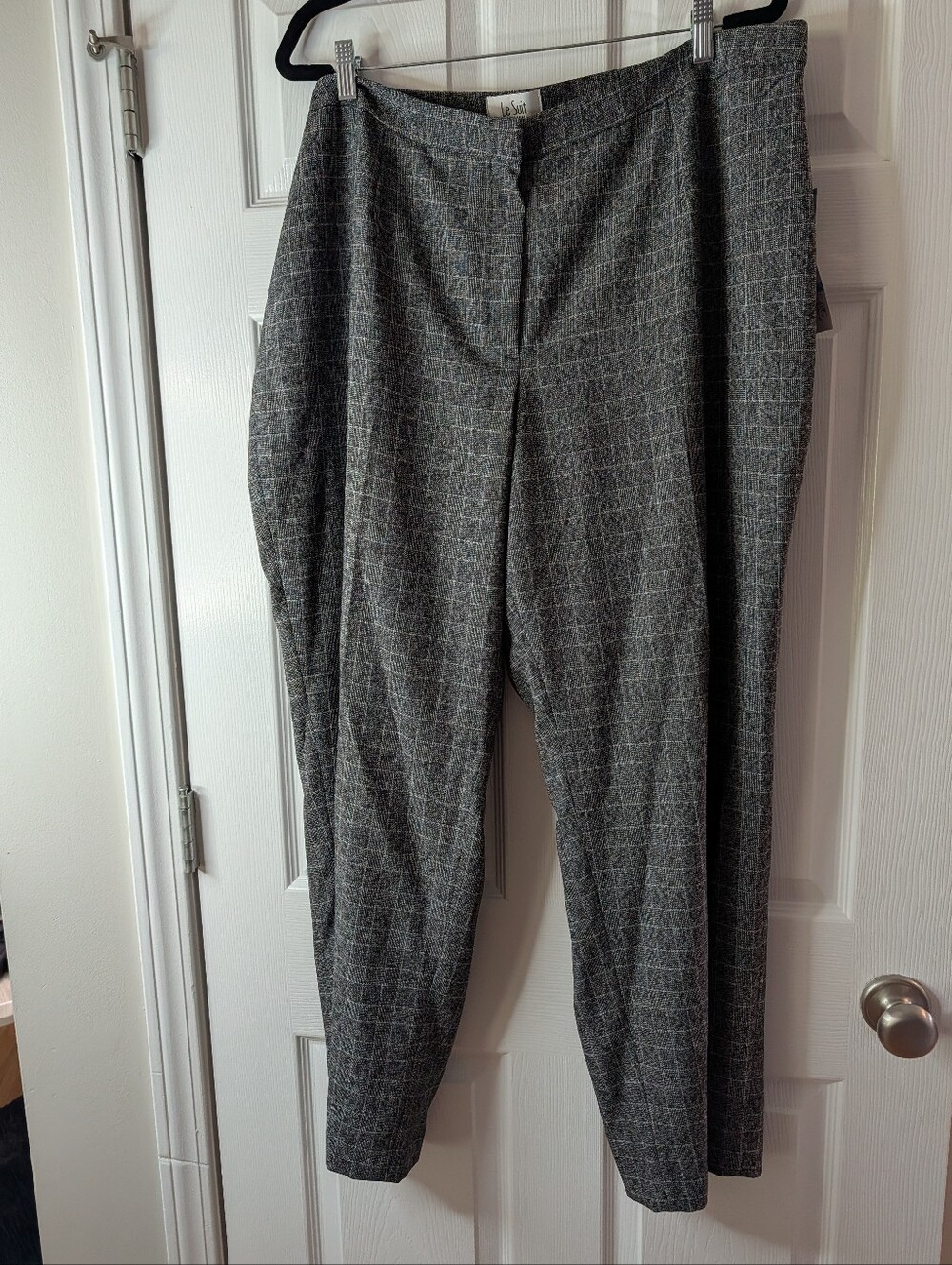 Le Suit Woman Plus Size 20W Gray Career Dress Pants Stretch Pull On Tapered NWT